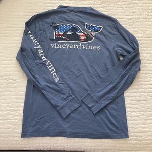 Vineyard Vines, blue long sleeve crew, men’s Small w/ patriotic logos